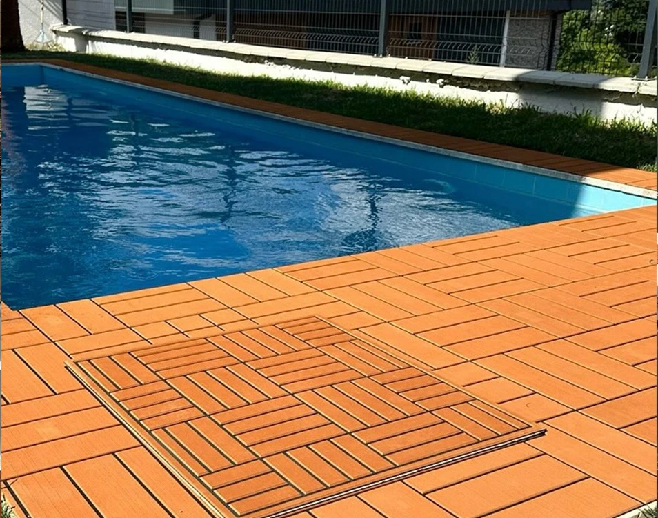 Havuz Kenarı Teak Kaplama